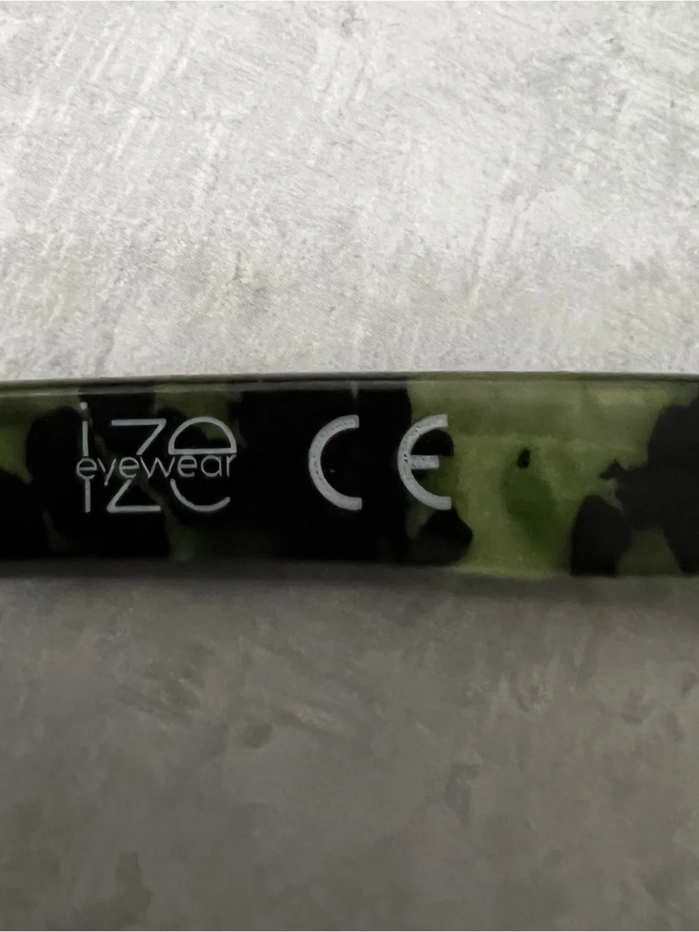 IZE Blue Light Filtering/ Reading Non Prescription Set Of Glasses NWT